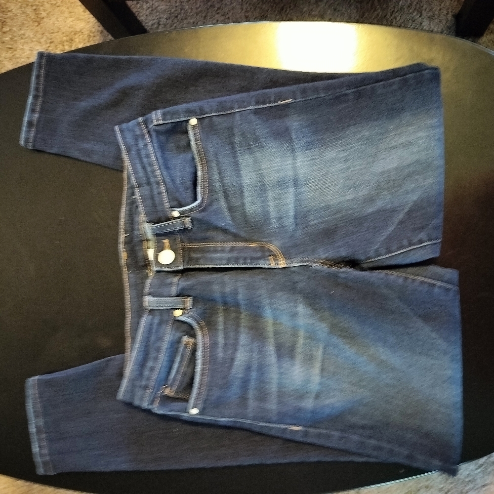 William Rast jeans - Picture 3 of 3